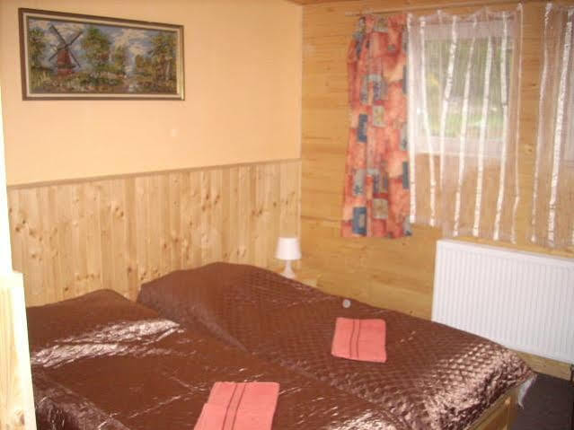 Penzion Radošov ubytování v soukromí Kyselka  Exterior foto